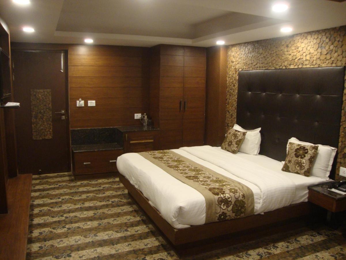 Hotel Hamers International Мусори Екстериор снимка