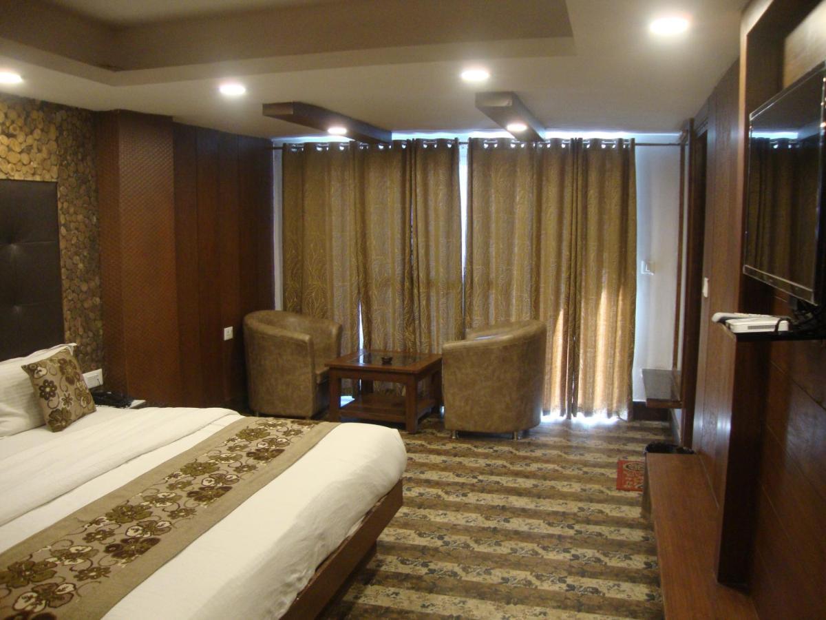 Hotel Hamers International Мусори Екстериор снимка