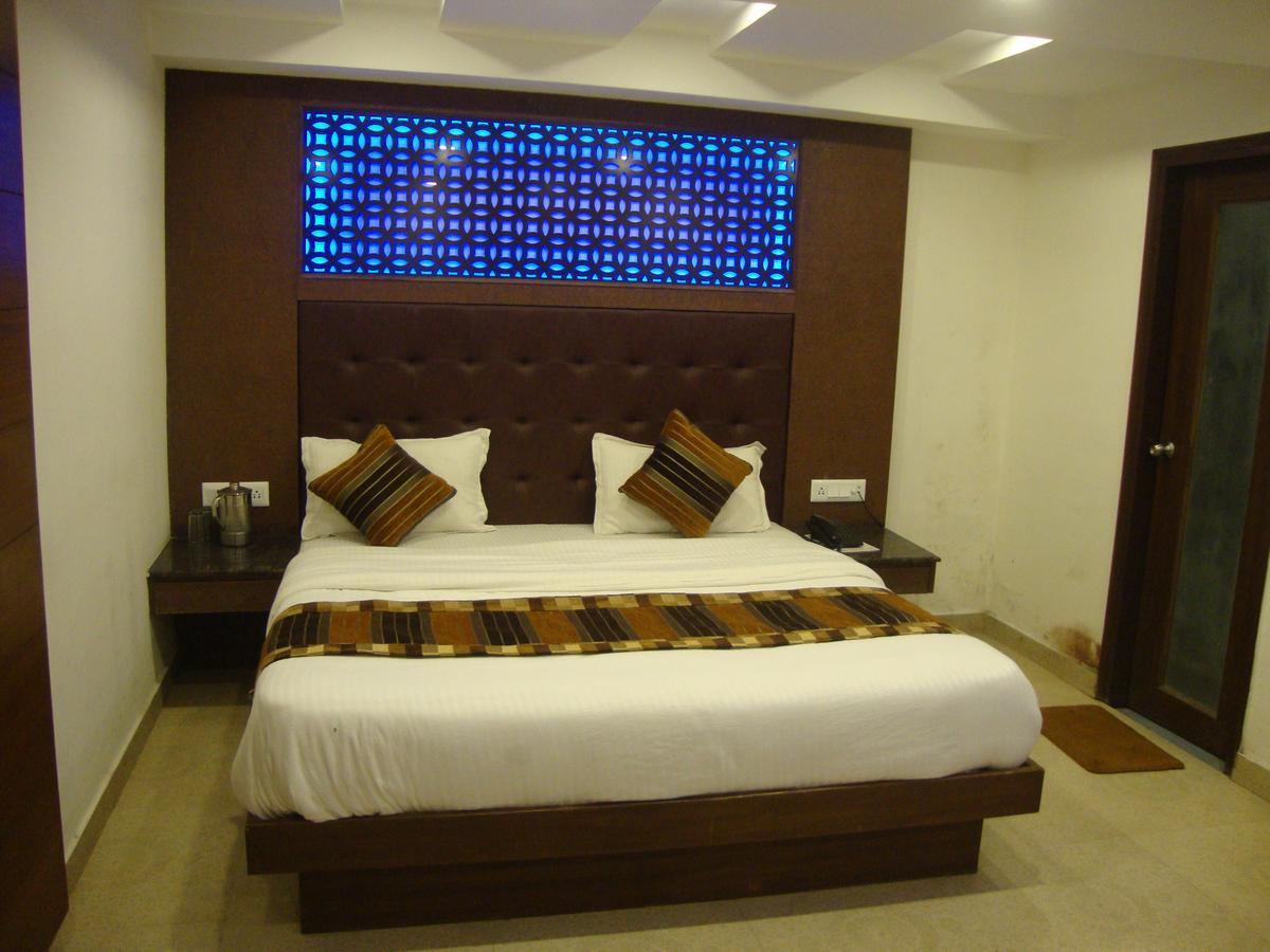 Hotel Hamers International Мусори Екстериор снимка